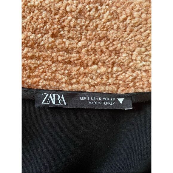 Zara Women's Long Sleeve Black Satin Twist Front Top Size S - Picture 3 of 11